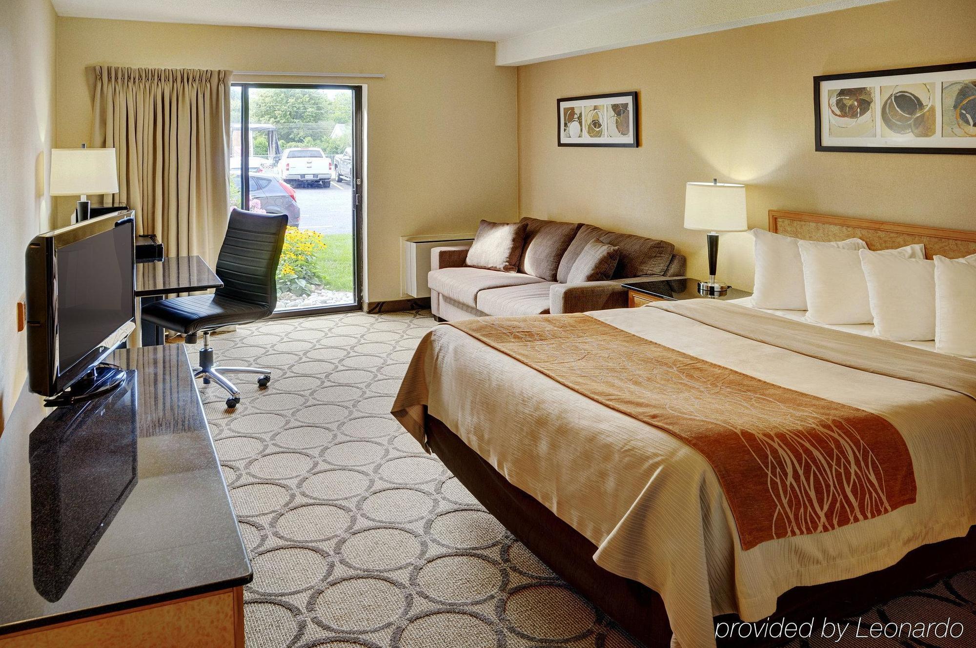 Comfort Inn Pickering Exterior foto