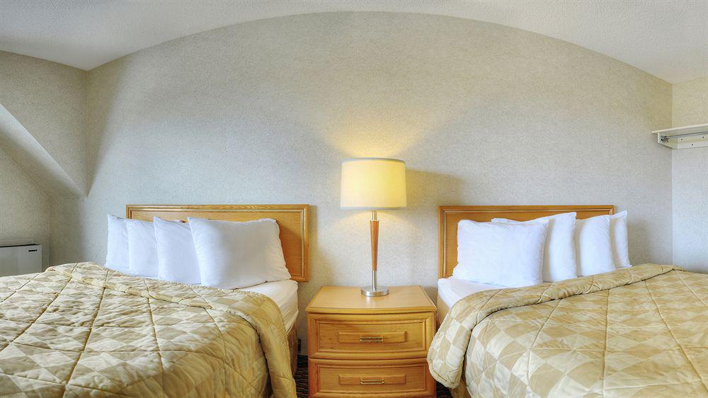 Comfort Inn Pickering Quarto foto